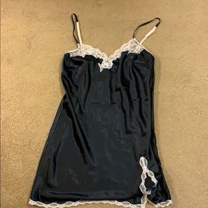 VS Silk Nighty